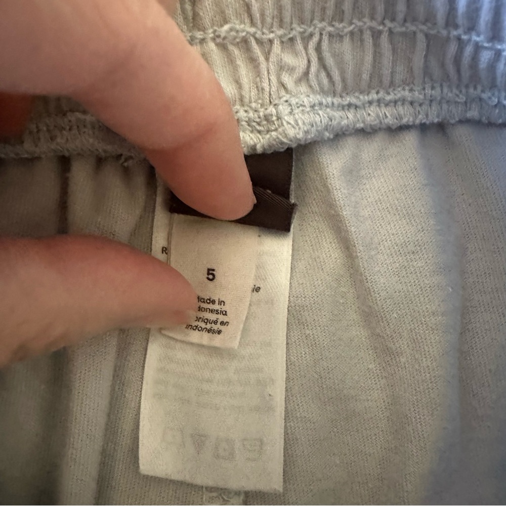 Tea Collection Gradient Blue and White Kids Shorts- Sz 5 - Picture 5 of 7